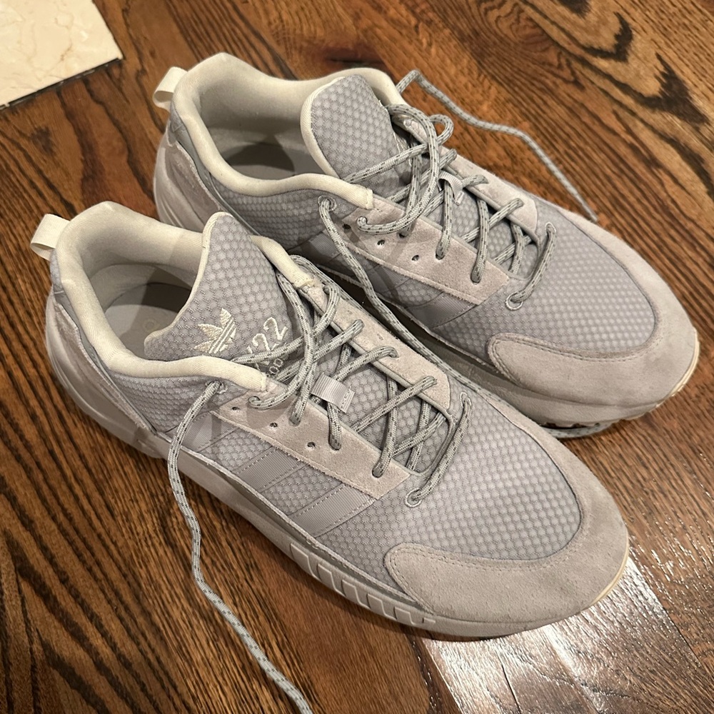 Adidas ZX22 Ultraboost